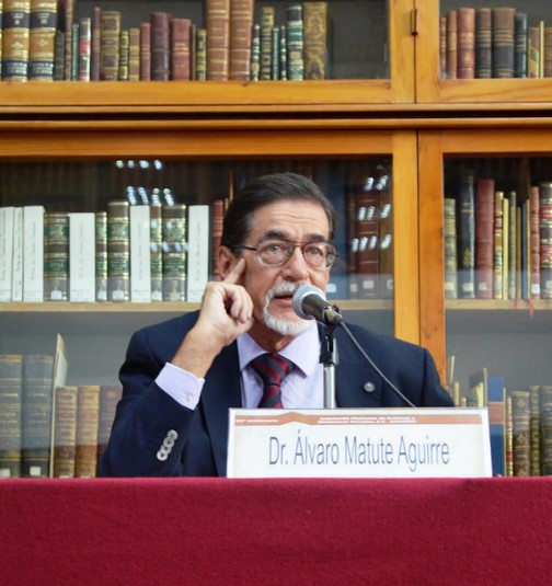 Dr. Álvaro Matute, historiador